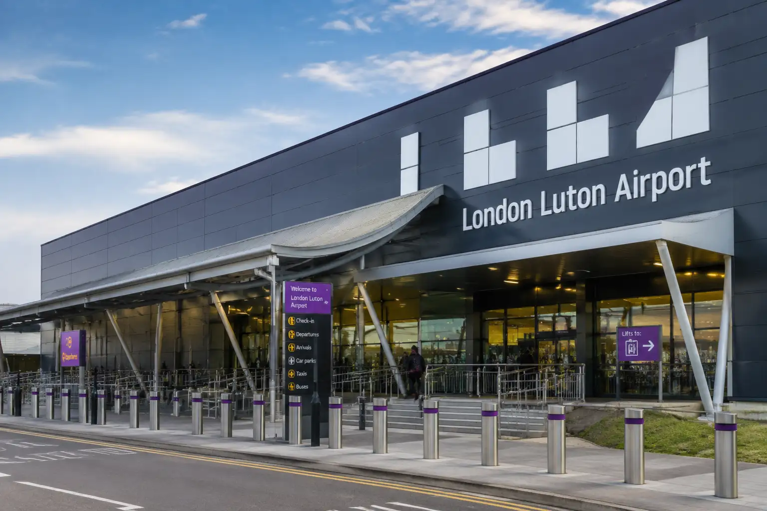 Gatwick to Luton Airport
