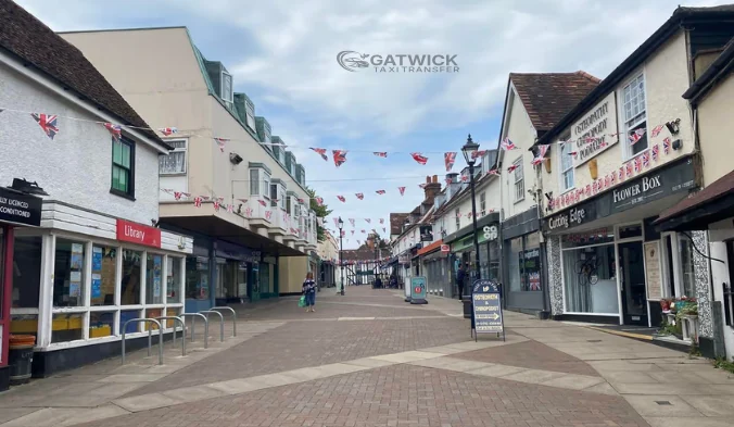 Harlow to Heathrow Airport Taxi Route via M11 M25