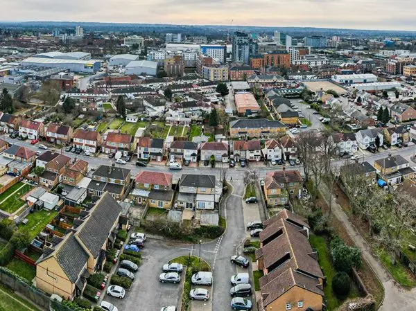 Slough to Heathrow Airport Taxi Transfer