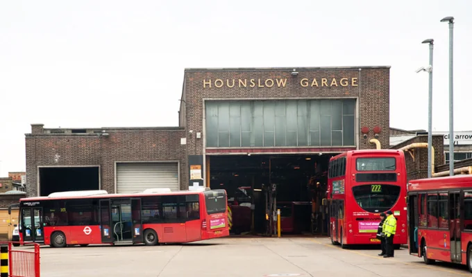 Taxi from Hounslow to London Heathrow Airport