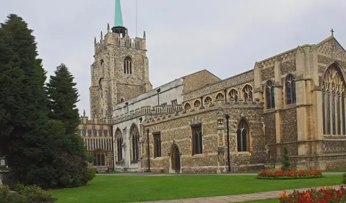 Taxi from Chelmsford to London Stansted Airport