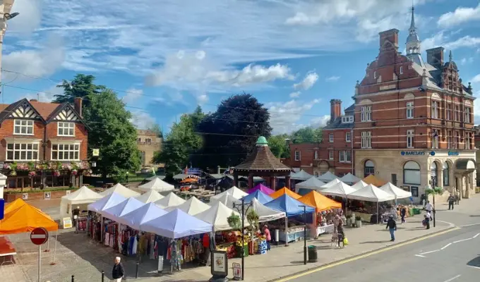 Taxi from Enfield to Stansted Airport Transfer