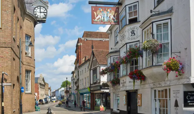 Taxi from Hertford to Stansted Airport Transfer