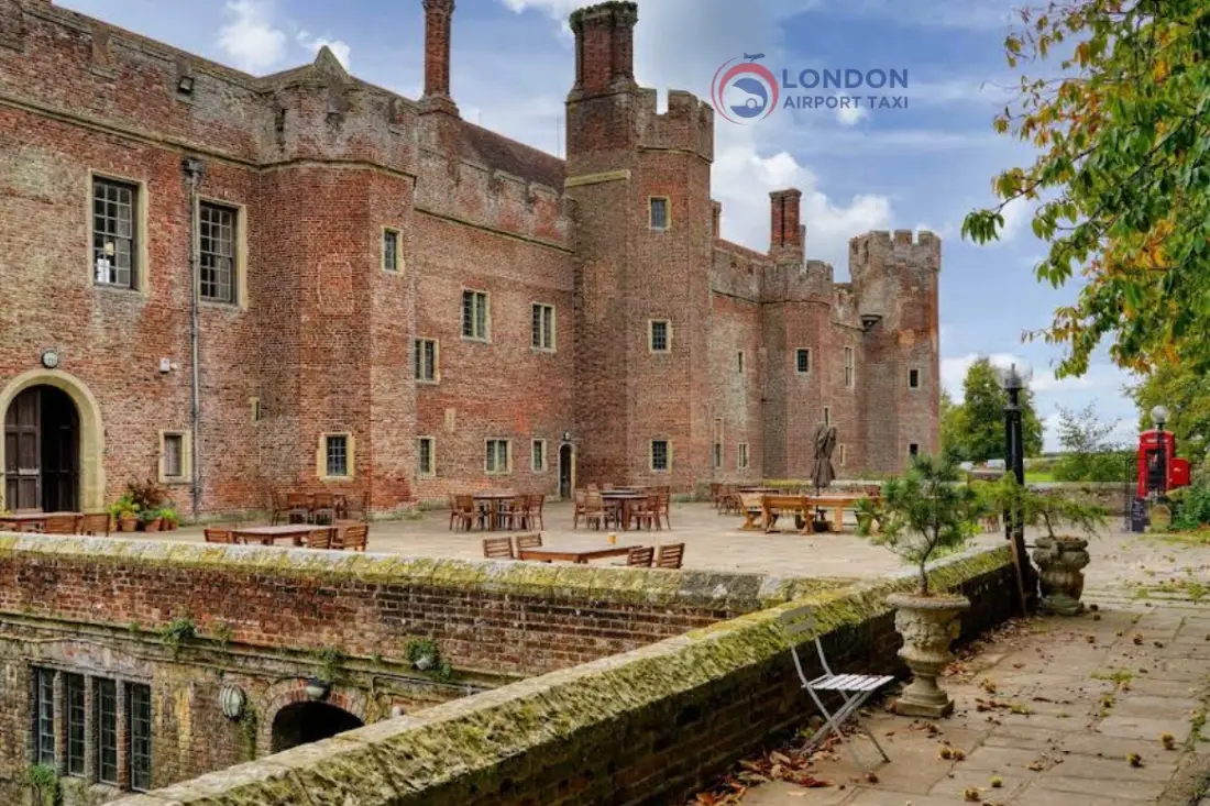 Hailsham to Gatwick Airport Taxi Transfer Service