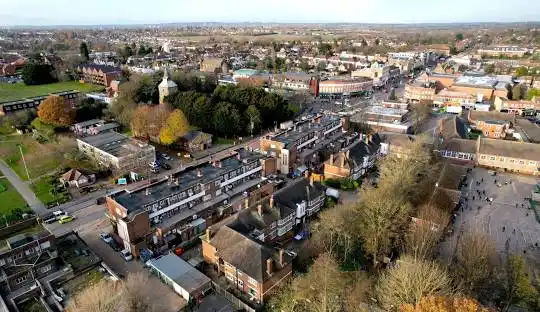 Professional Upminster cab service available near the station