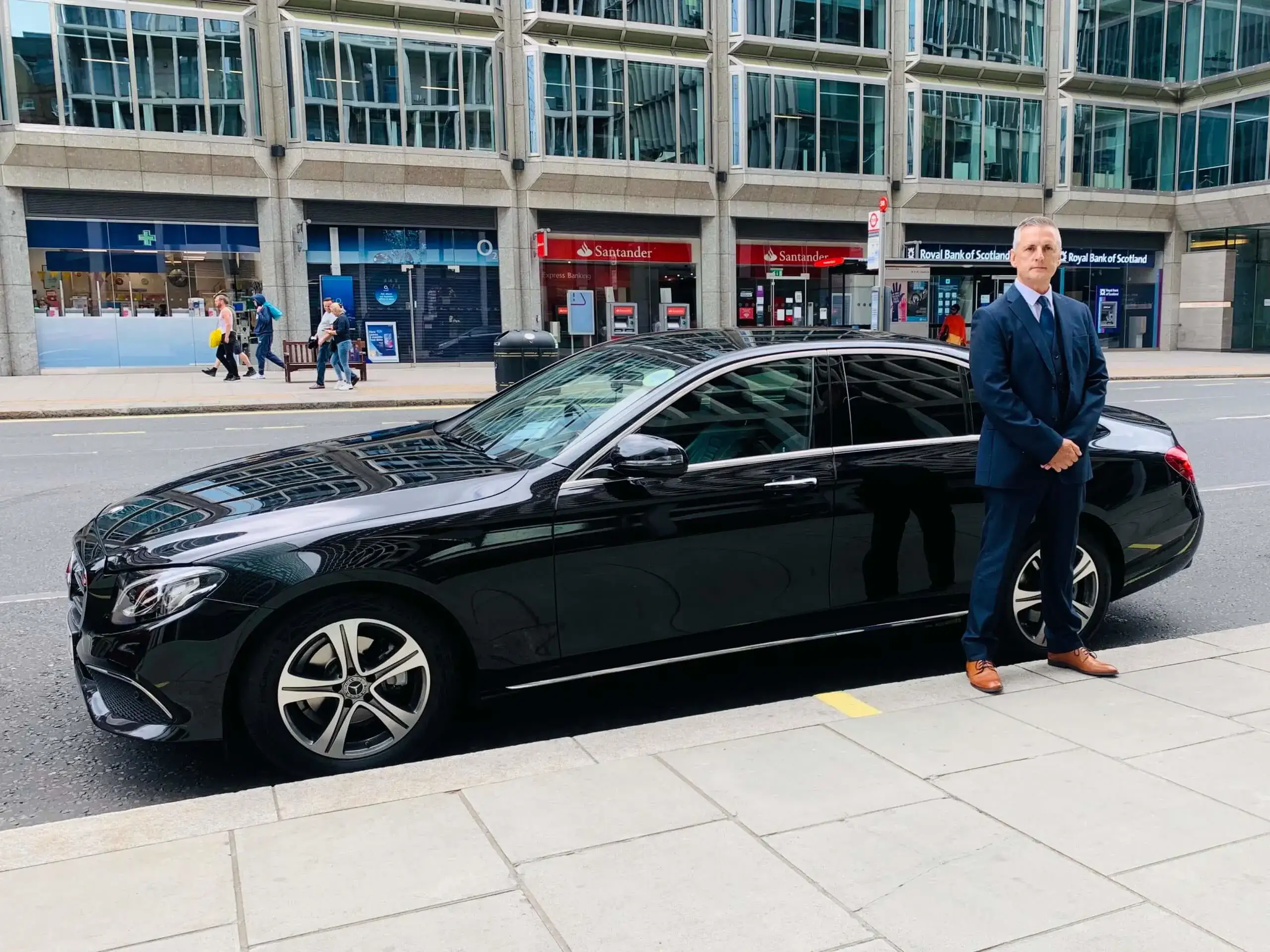 TW9 Kew Gardens Taxi | Reliable Airport Transfers