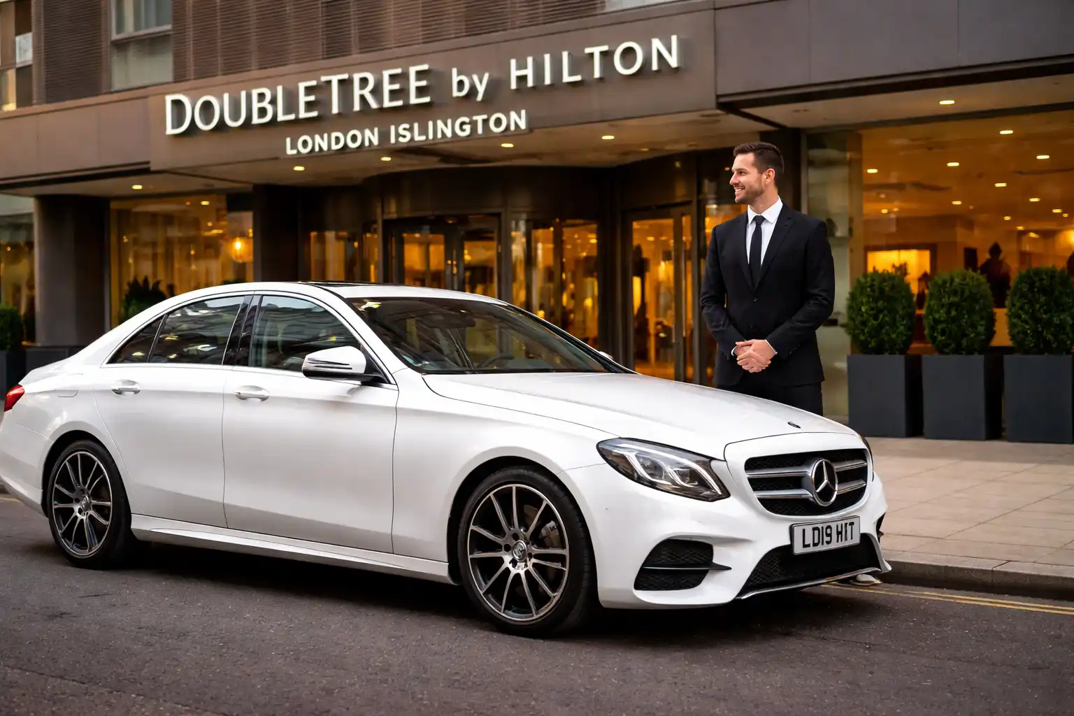 DoubleTree by Hilton London Islington Taxi to Heathrow Airport