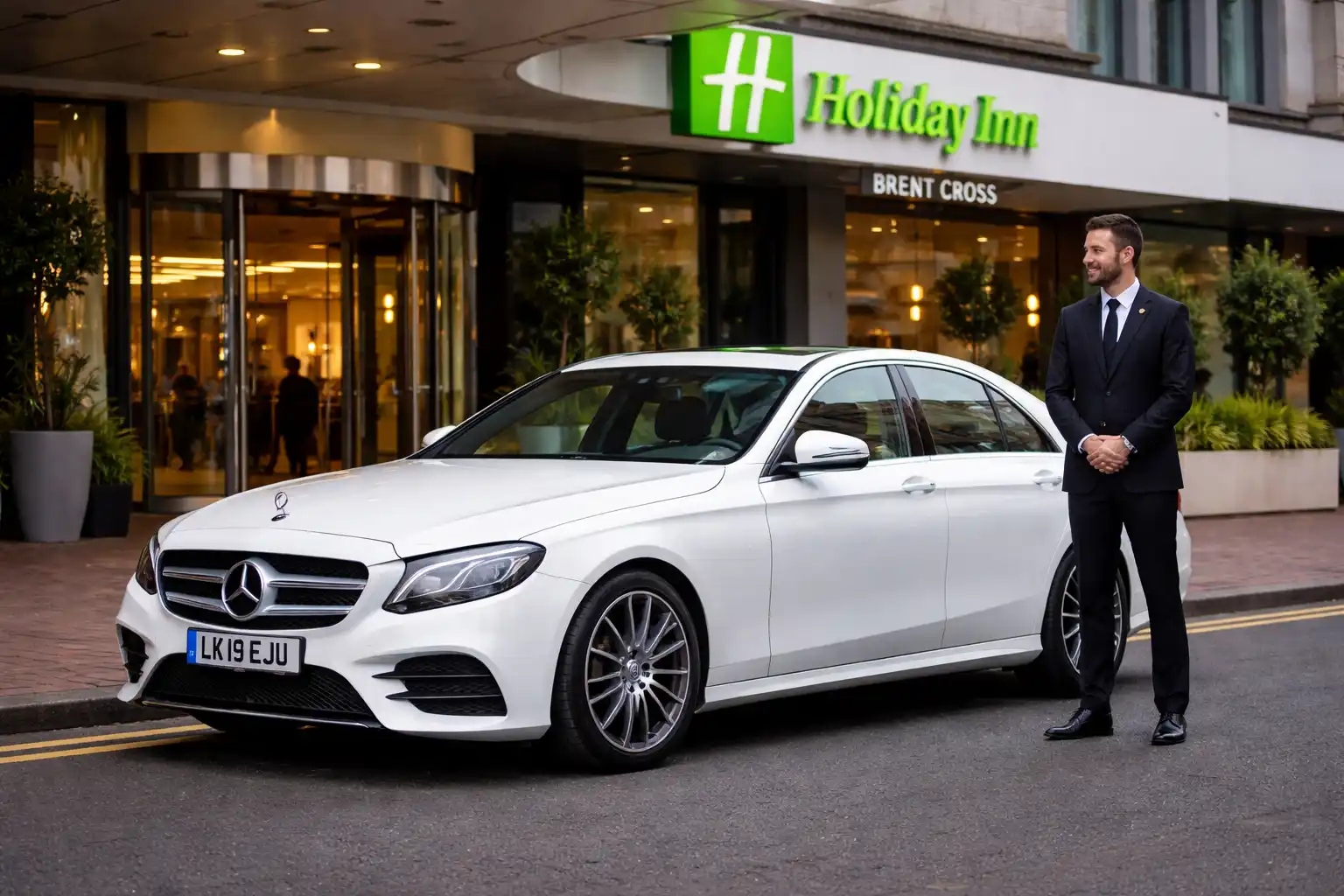 Holiday Inn Brent Cross Taxi Heathrow Airport Transfers 