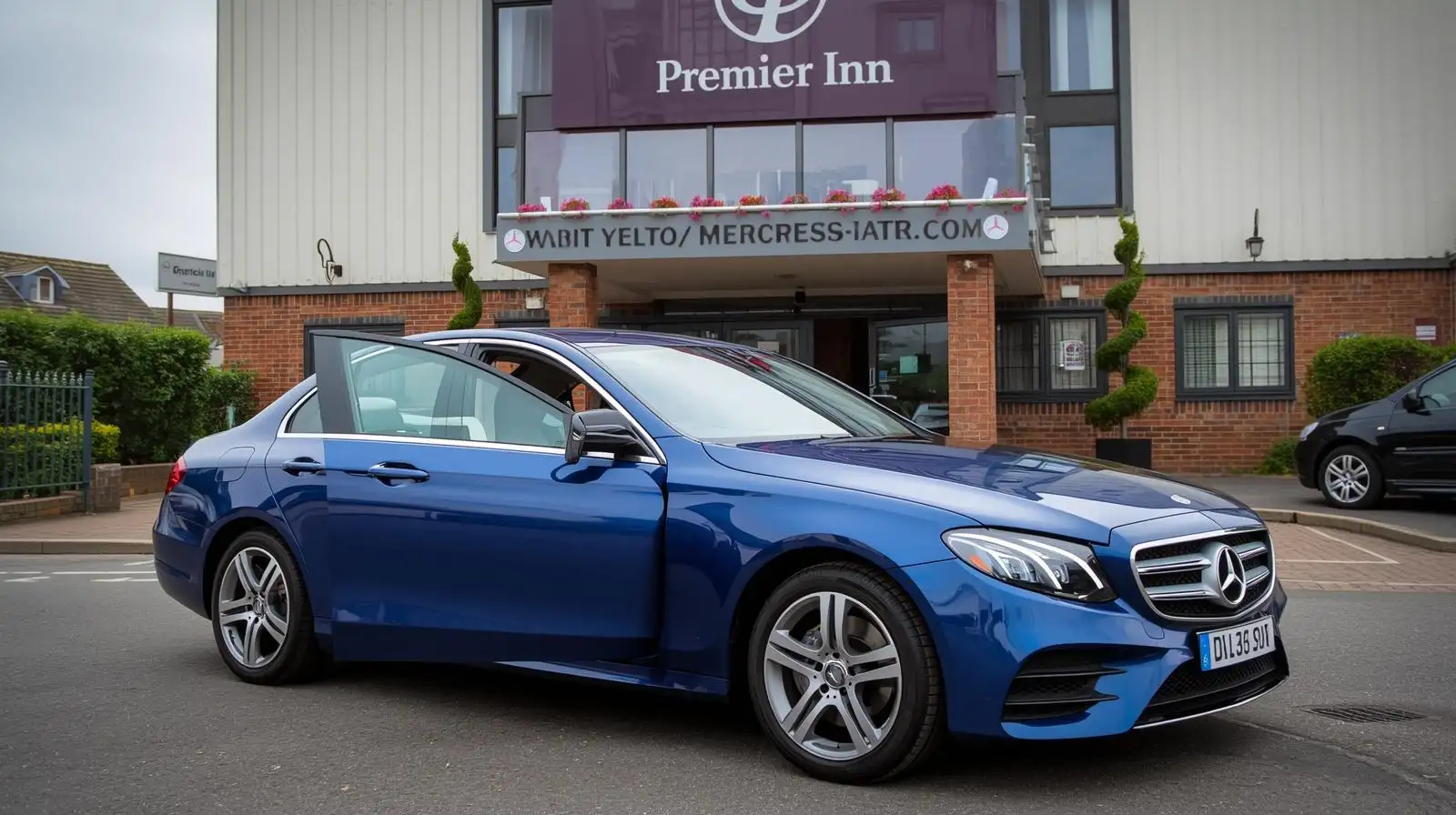 Premier Inn Chessington Taxi to London City Airport