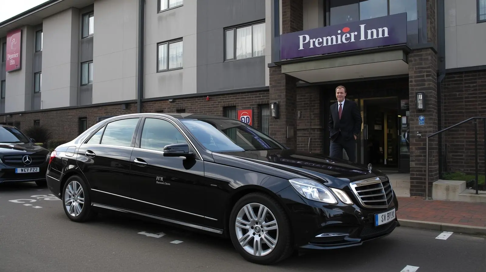 Premier Inn Sunbury Kempton Park Taxi Service