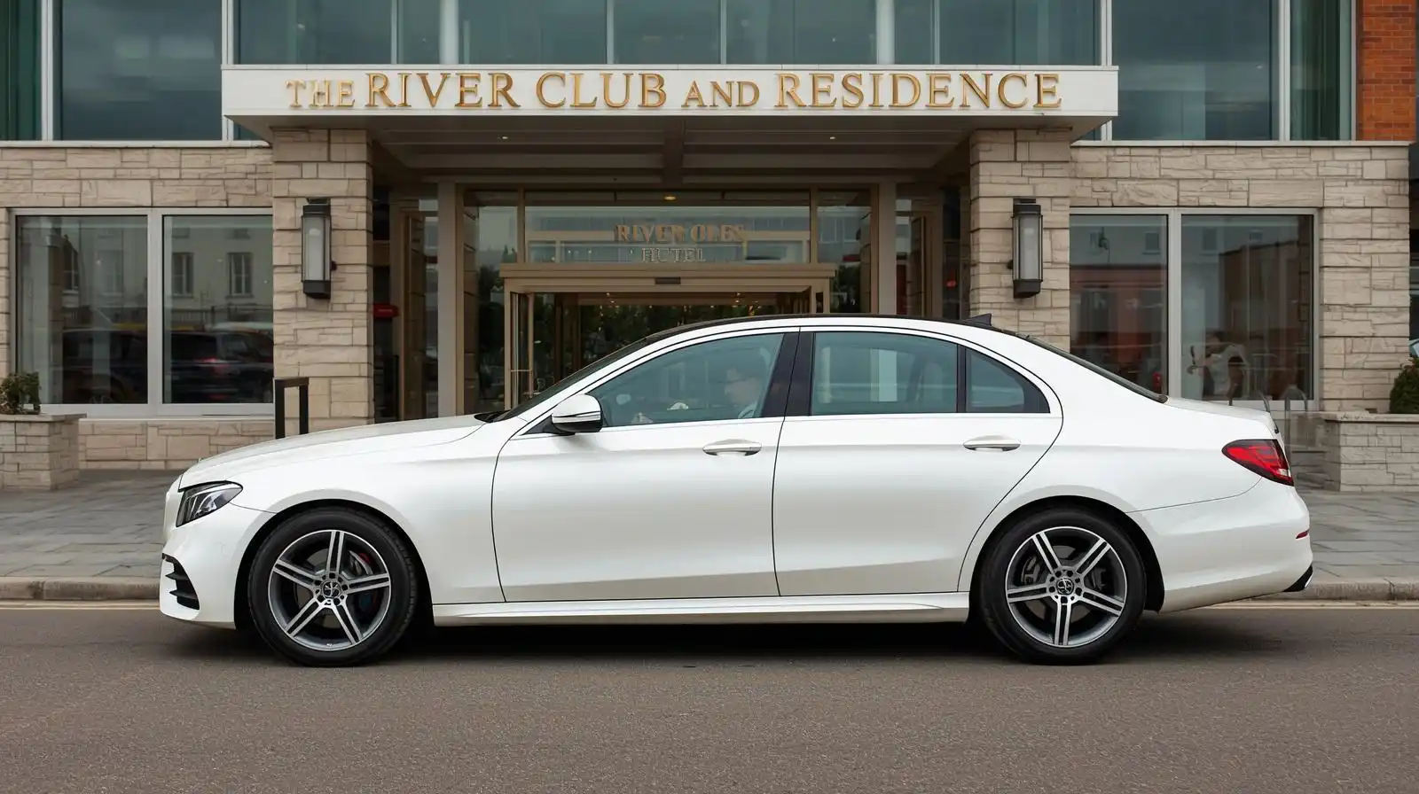 Plaza on the River Club and Residence Taxi Service