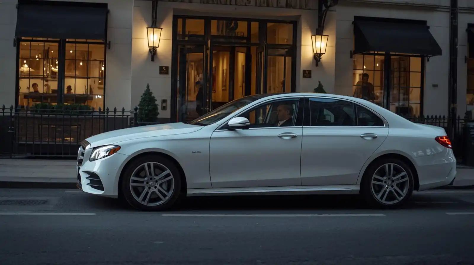 St Martins Lane Hotel Taxi  Reliable London Airport Transfer