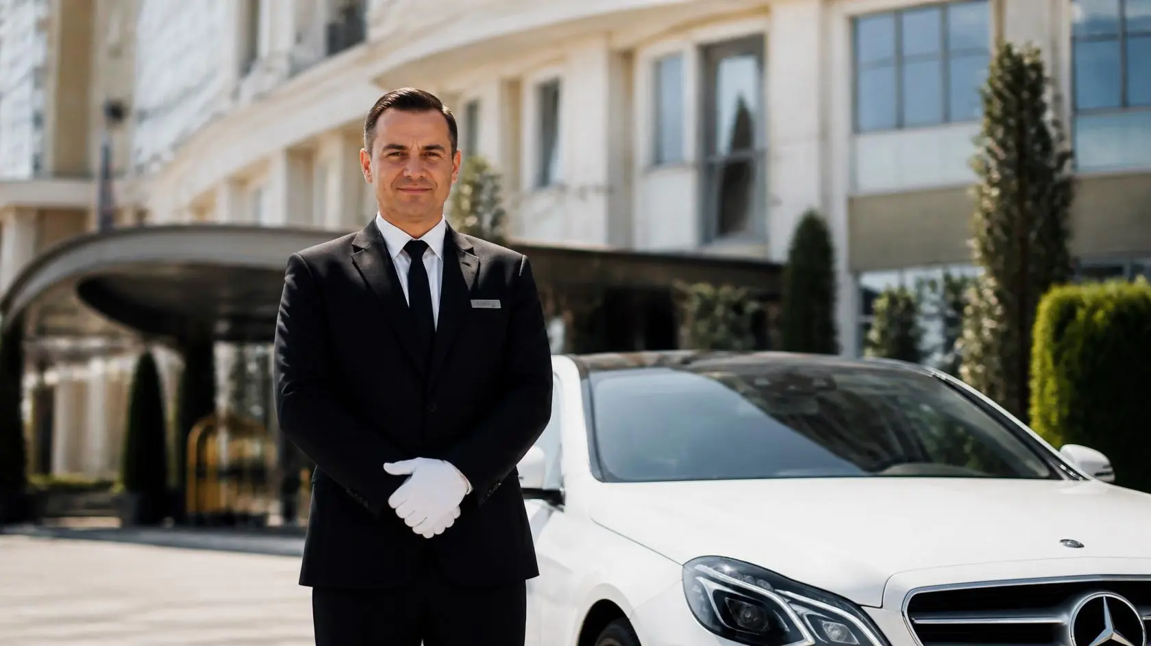 Rocco Forte Brown S Taxi to Southend Airport Transfer