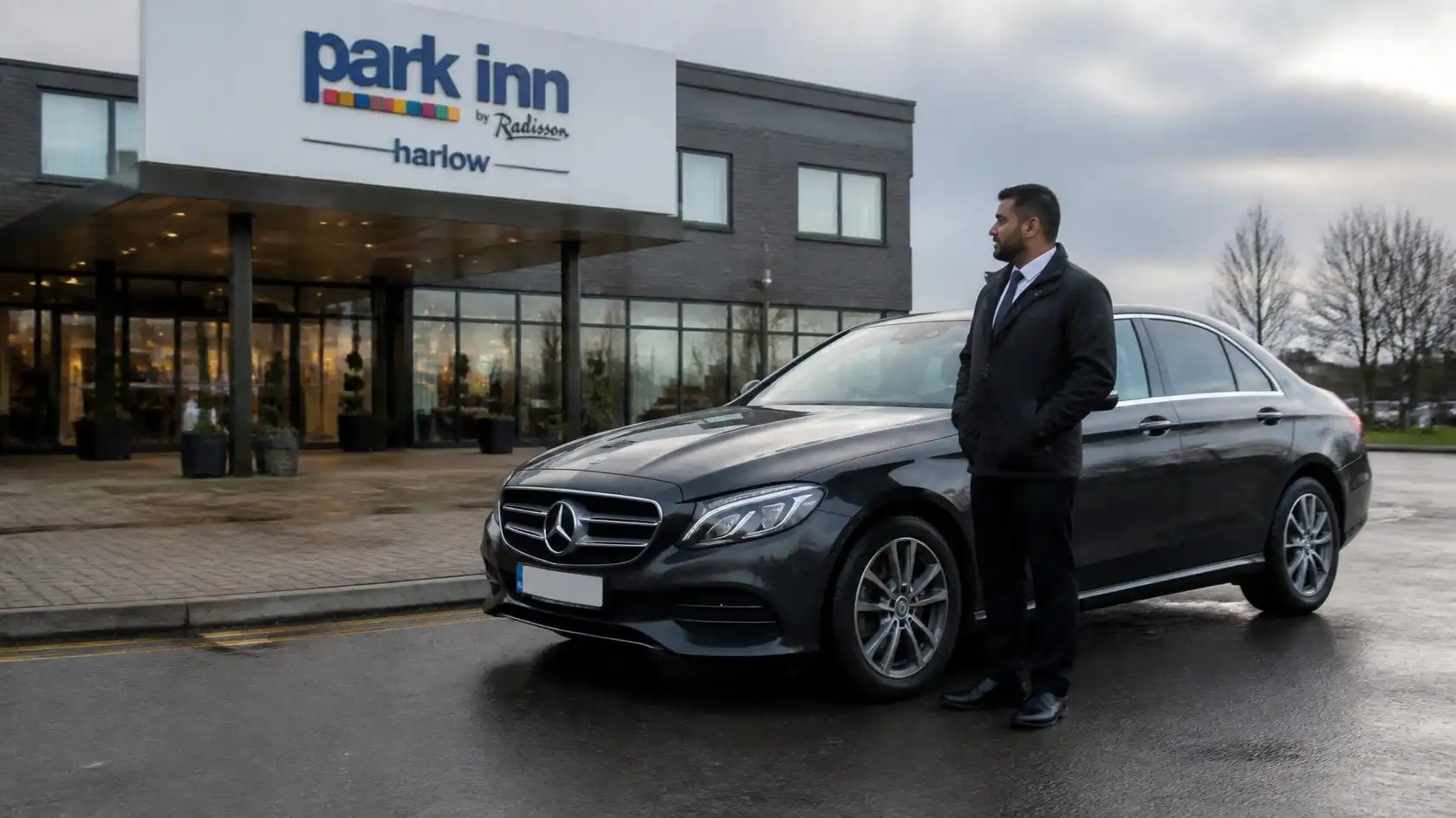 Park Inn Harlow Taxi Transfer to Luton Airport