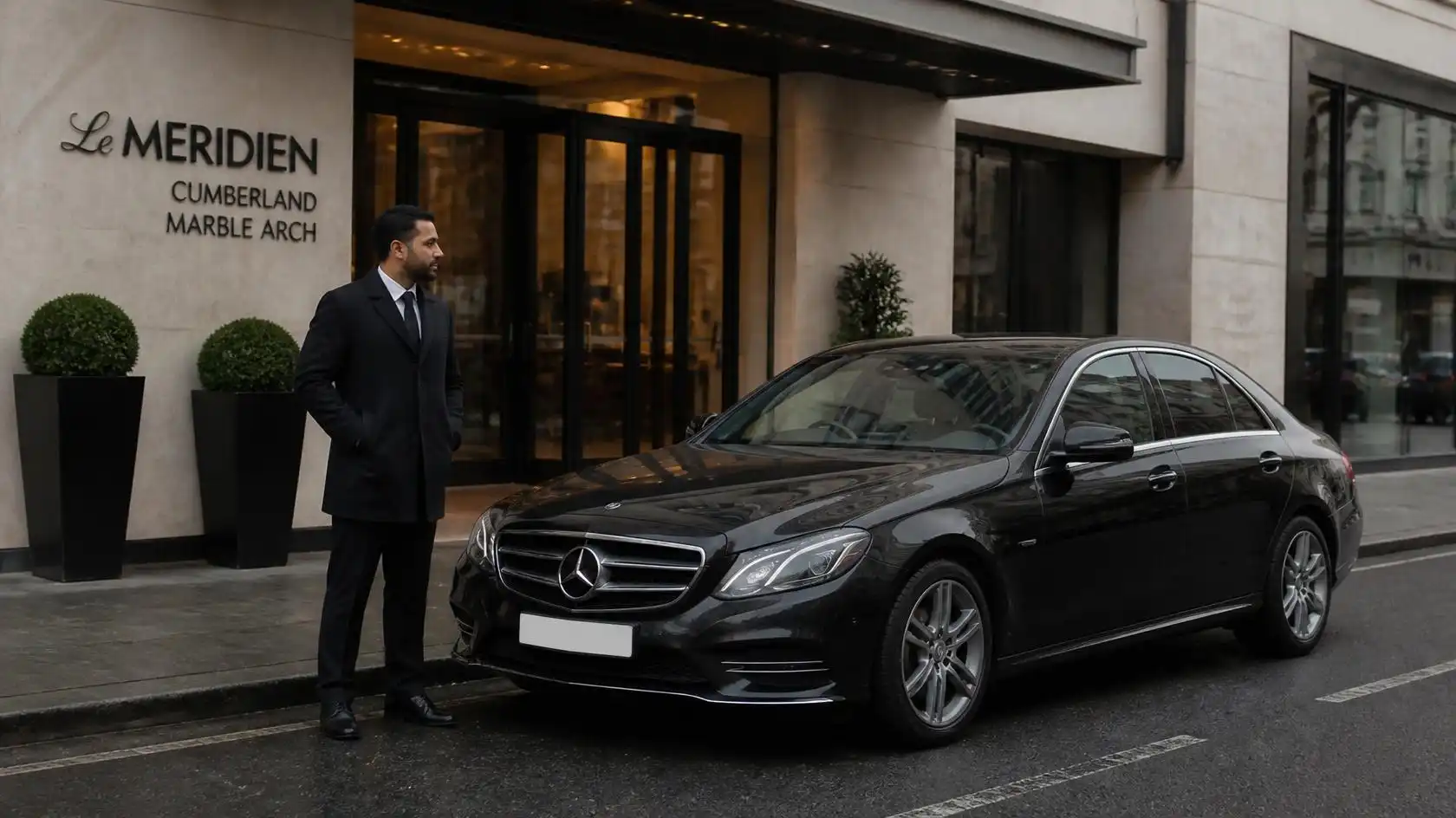 Meridien Cumberland Marble Arch Taxi to Portsmouth Port