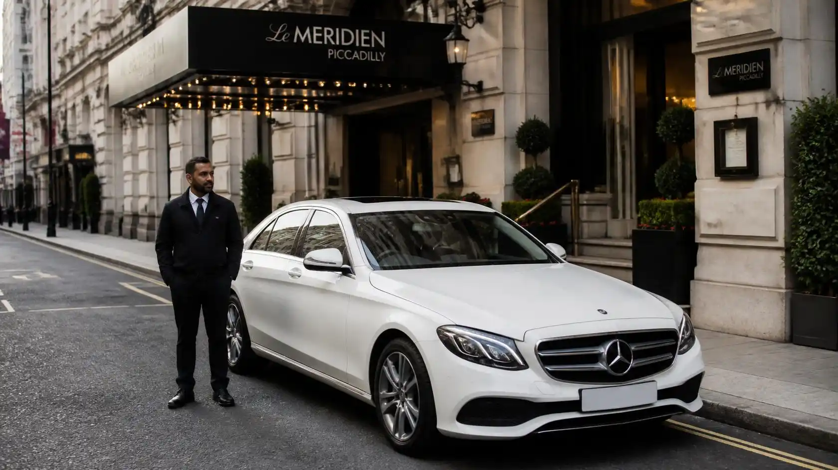 Le Meridien Piccadilly Hotel Taxi Transfer Service