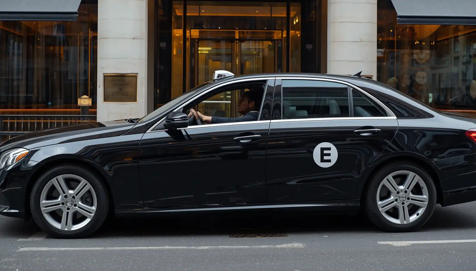 Millennium Gloucester Hotel Taxi London Transfer